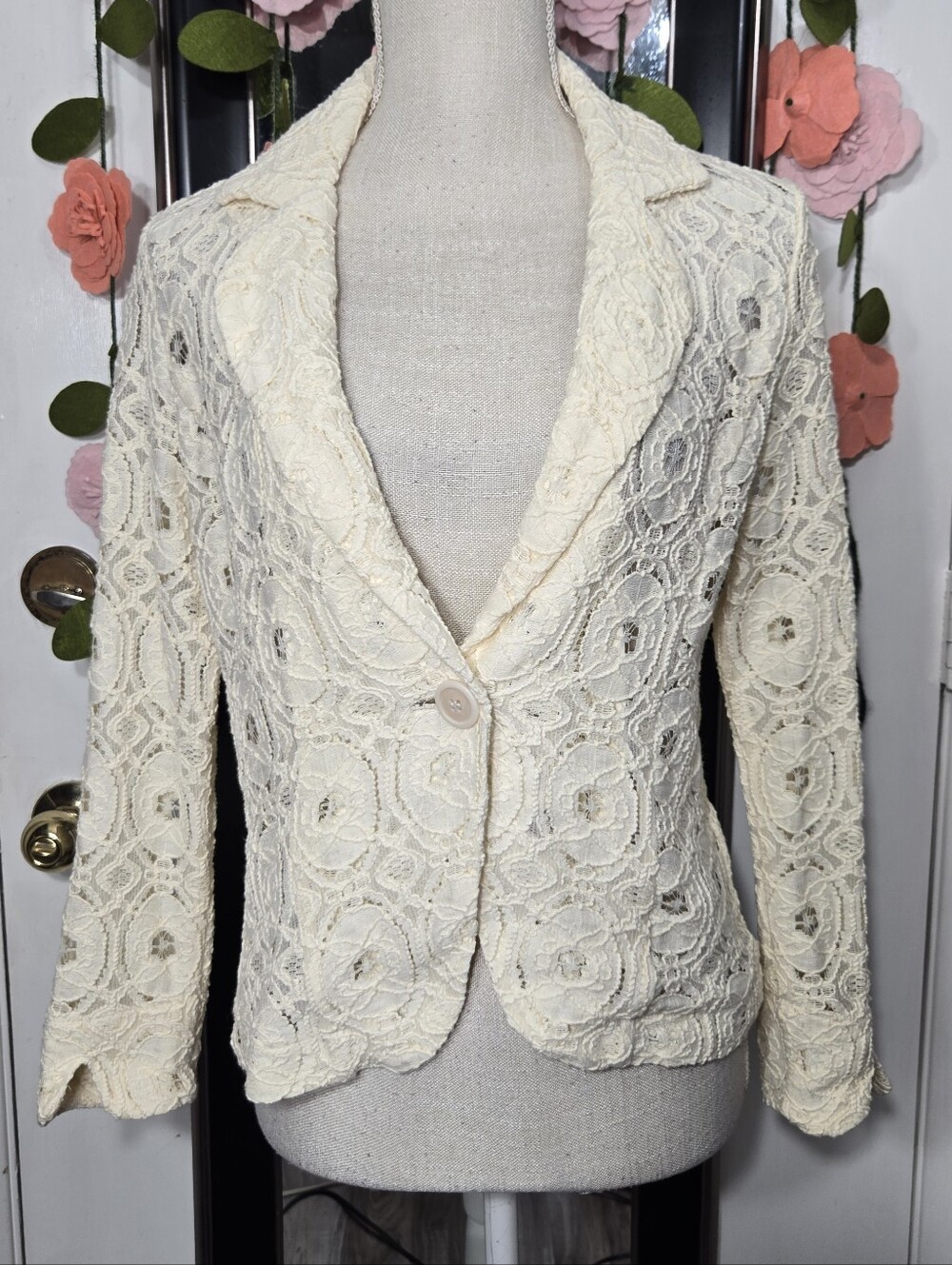 Adrienne Vittadini Lace Blazer Jacket Size Small Beige Single Button